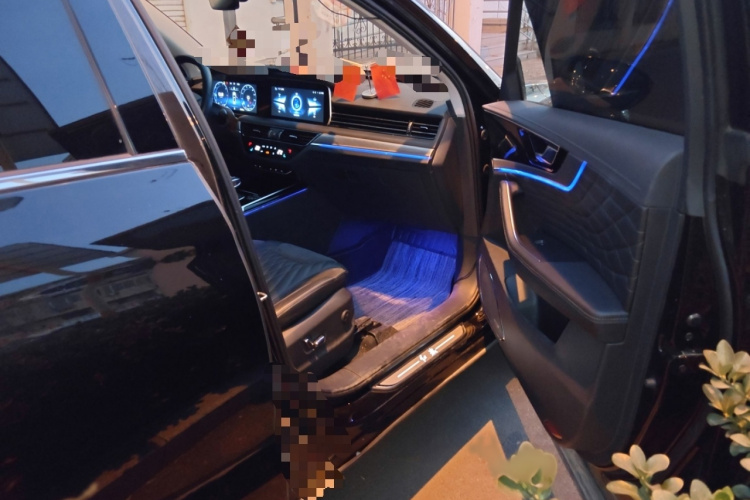 红旗HS5 2022款 改款 2.0T 智联旗享版局部细节9005