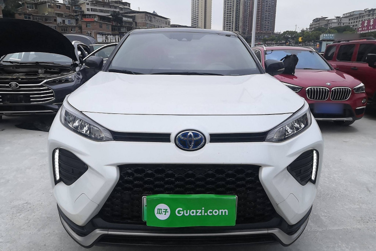 丰田 威兰达新能源 2021款 高性能版 2.5L 四驱劲擎版车身外观2