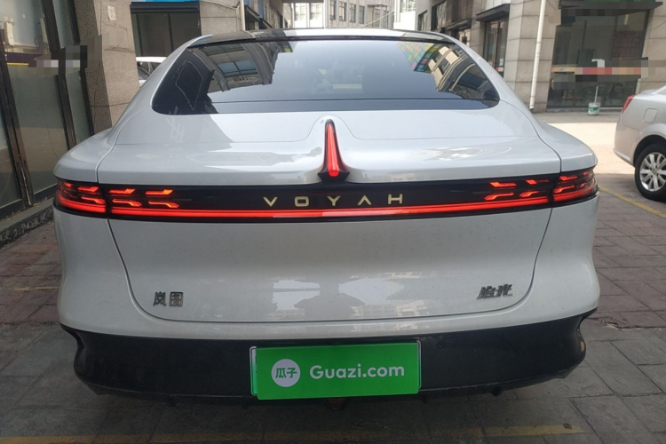 岚图汽车 岚图追光 2024款 PHEV 四驱超长续航行政版车身外观6