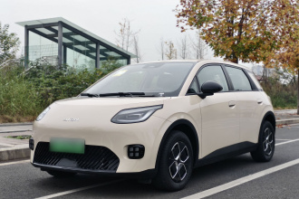 埃安 AION UT 2025款 330星辉版