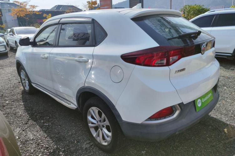 名爵 锐腾 2015款 1.5TGI 手动精英版车身外观6003