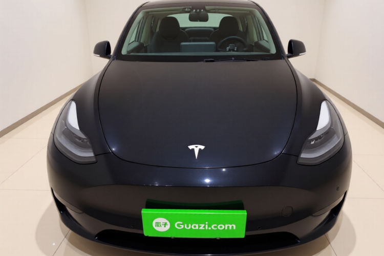 特斯拉 Model Y 2022款 改款 后轮驱动版车身外观2