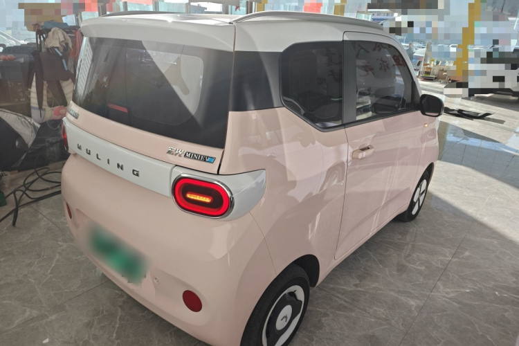 五菱汽车 宏光MINIEV 2024款 第三代 215km 进阶版车身外观7