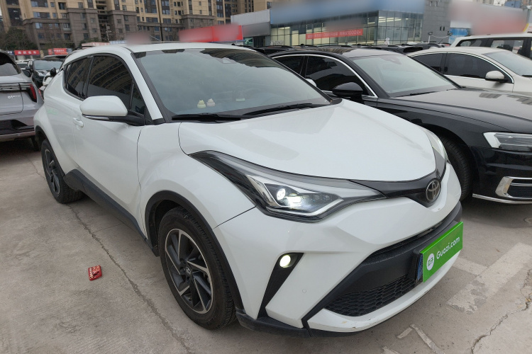 丰田C-HR 2021款 2.0L 豪华版车身外观3