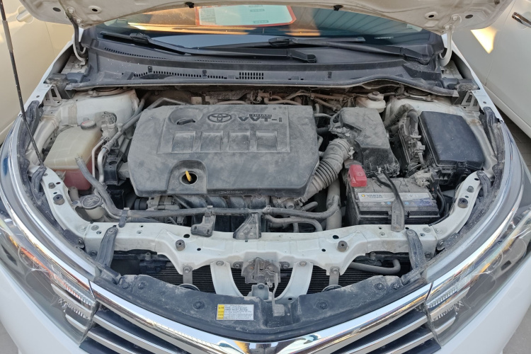 丰田 卡罗拉 2014款 1.6L CVT GL机舱底盘24
