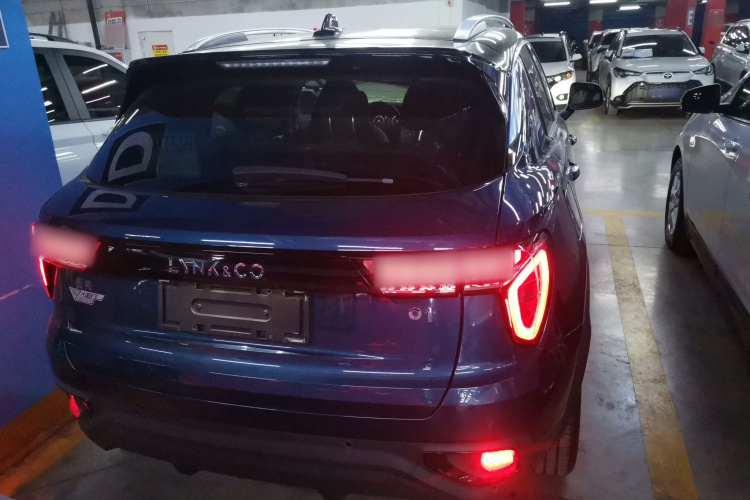 领克01 2017款 2.0T 两驱耀Pro版车身外观6004