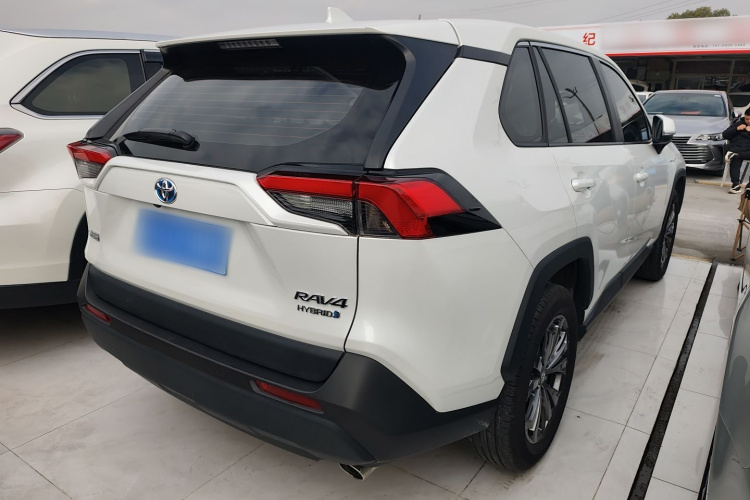 丰田 RAV4荣放 2023款 双擎 2.5L E-CVT两驱精英版车身外观7