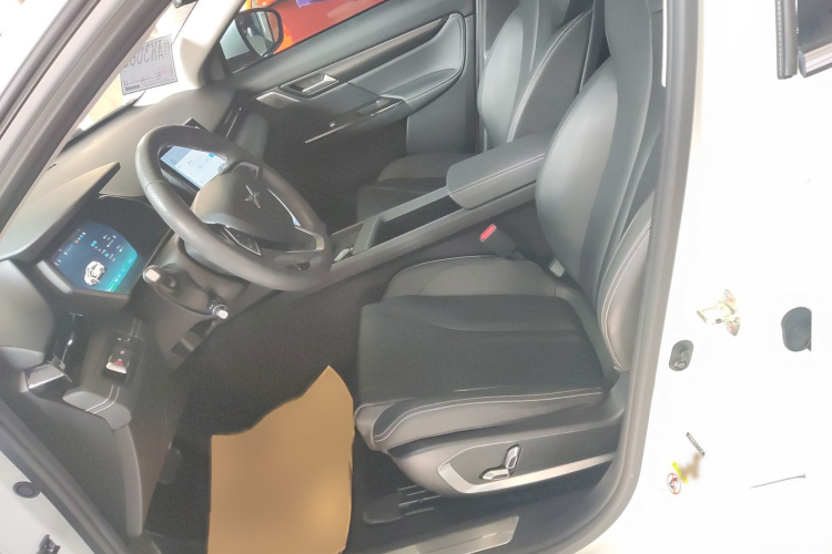 小鹏G3 2022款 G3i 460N局部细节19