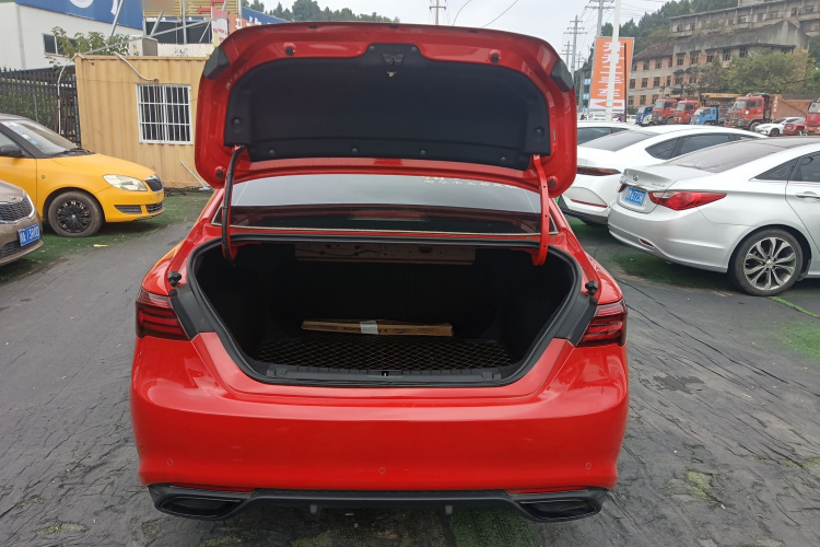 吉利汽车 缤瑞 2021款 1.4T CVT F-运动版机舱底盘23