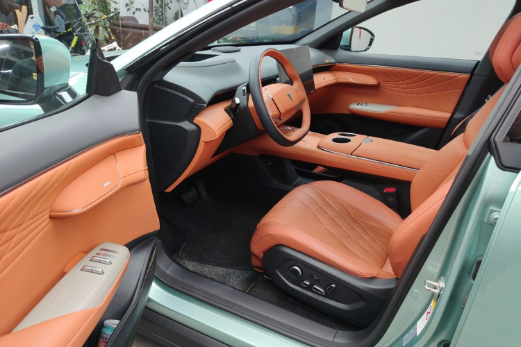 深蓝汽车 深蓝S07 2023款 200Max增程版中控内饰20