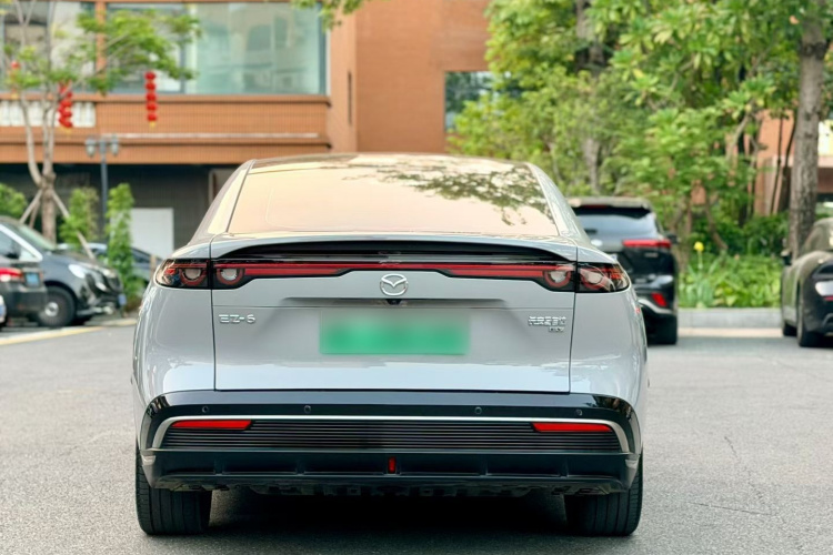 马自达EZ-6 2024款 纯电600智尊版车身外观6008