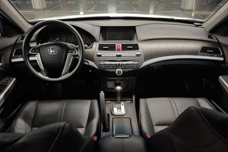 本田 歌诗图 2012款 2.4L 豪华版中控内饰7002