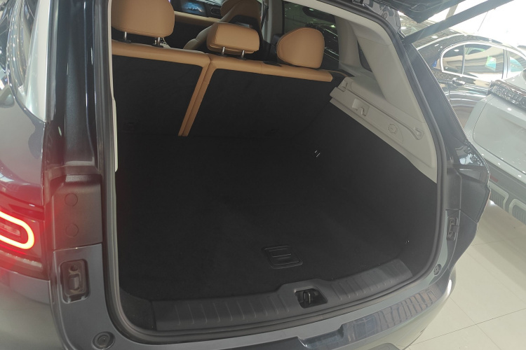 零跑汽车 零跑C11 2024款 纯电 580尊享版机舱底盘23