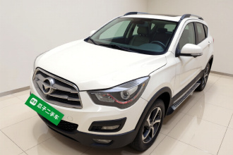 海马S5 2016款 1.6L 手动智能豪华型科技版