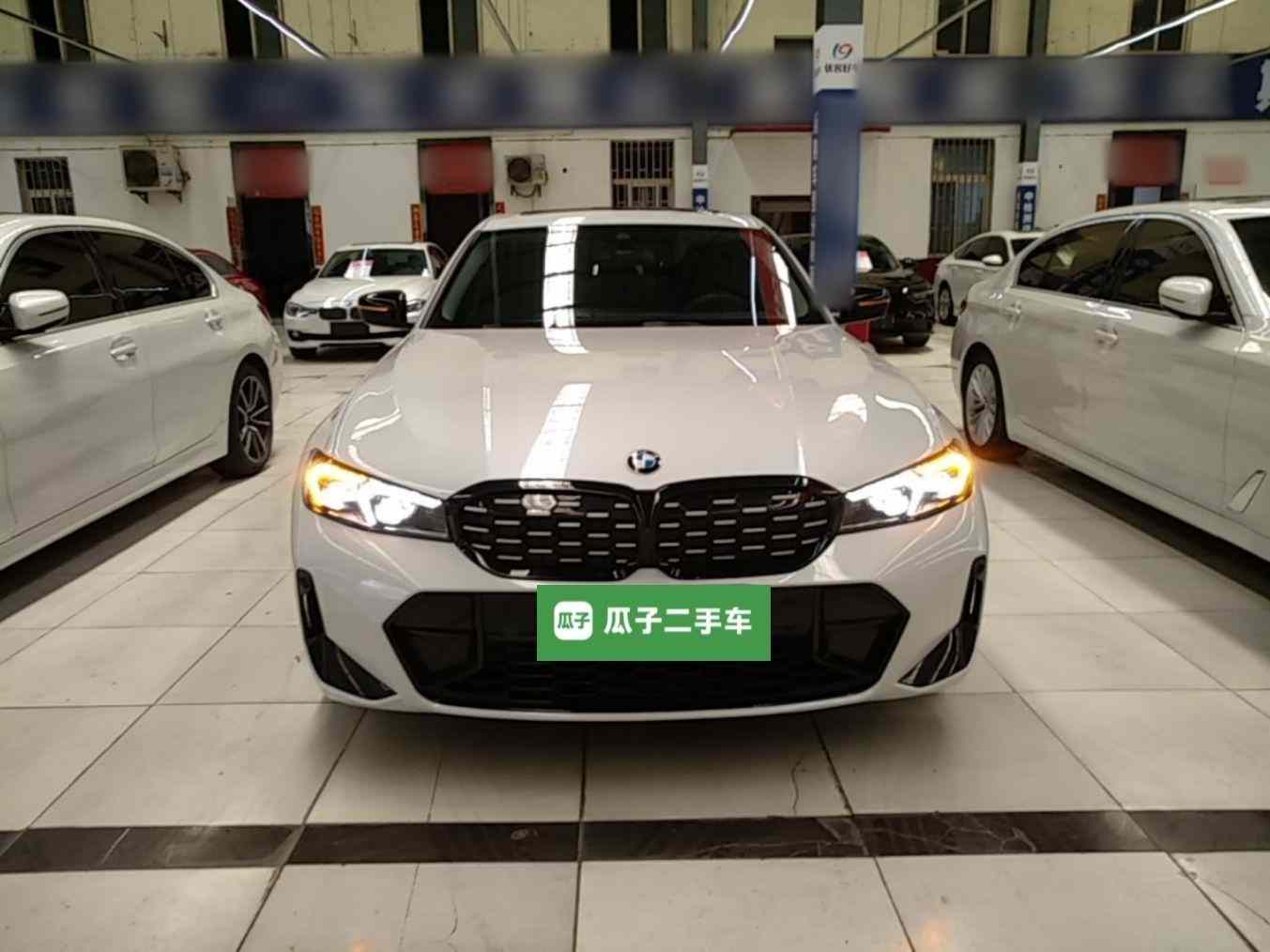 宝马3系 2024款 325Li M运动曜夜套装(1)