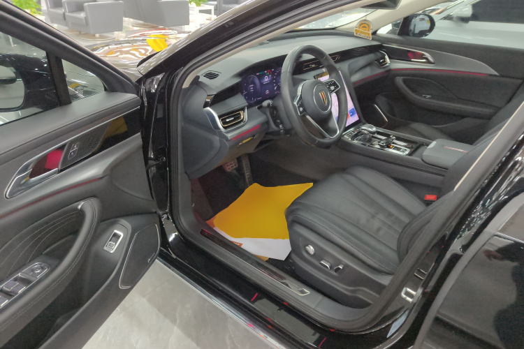 红旗H5 2023款 2.0T 自动智联旗畅版中控内饰7003