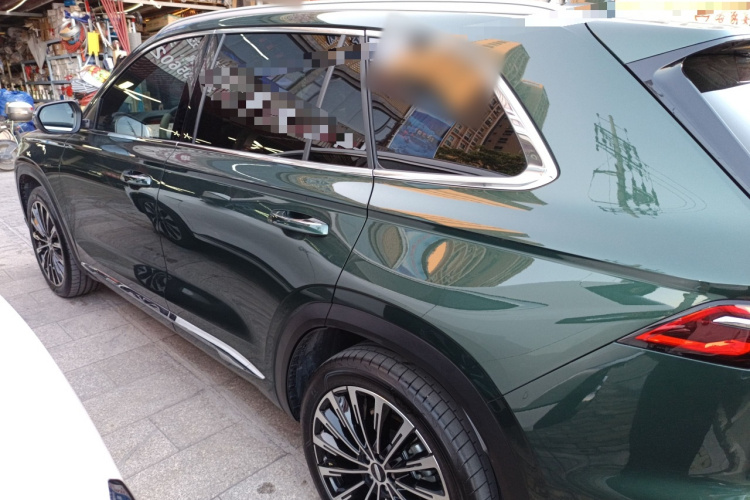 吉利汽车 星越L 2025款 东方曜 2.0TD 自动揽星版车身外观4