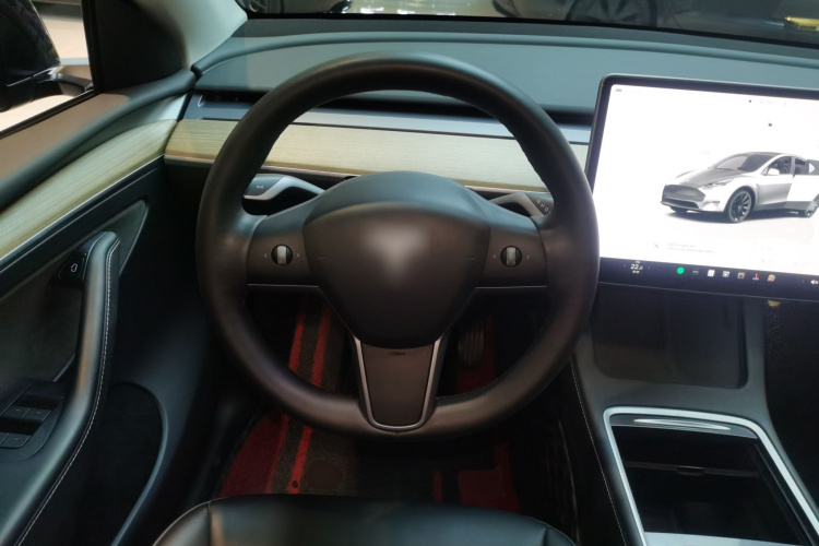 特斯拉 Model Y 2022款 长续航全轮驱动版局部细节13
