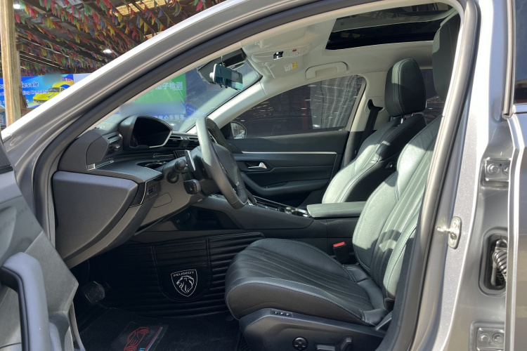标致508 2023款 508L 400THP 驭动旗舰版中控内饰7003