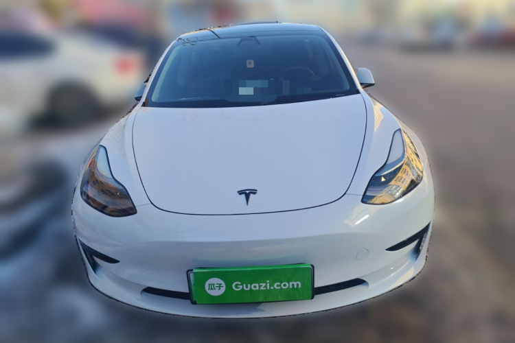 特斯拉 Model 3 2021款 标准续航后驱升级版车身外观2
