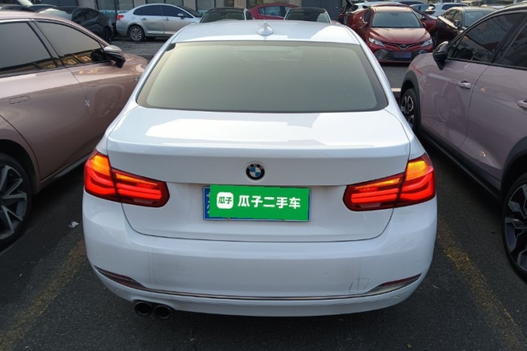 宝马3系 2018款 320Li 时尚型车身外观6