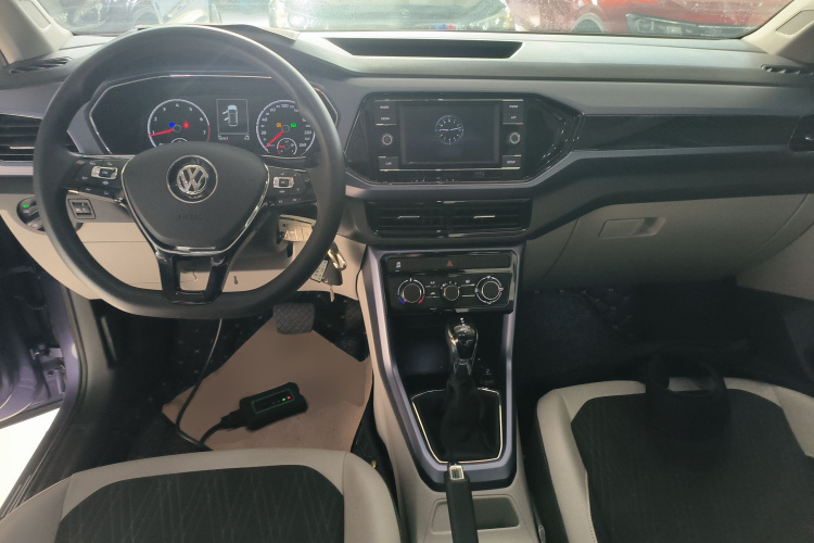 大众 途铠 2019款 1.5L 自动舒适版中控内饰12