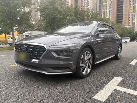 现代 名图 2021款 1.8L CVT LUX尊贵版