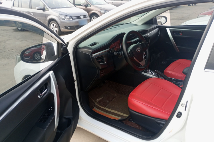 丰田 卡罗拉 2017款 1.6L CVT GL中控内饰20