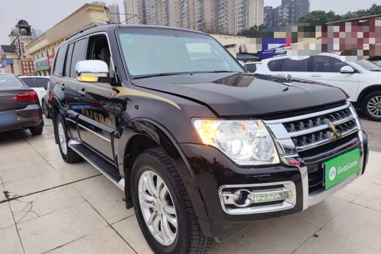 三菱 帕杰罗（平行进口） 车身外观6002