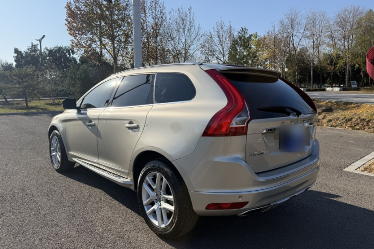 沃尔沃XC60 2017款 T5 智行升级版车身外观6004