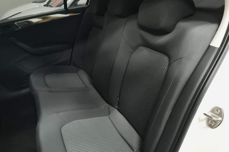 大众 桑塔纳 2021款 1.5L 手动风尚版中控内饰21