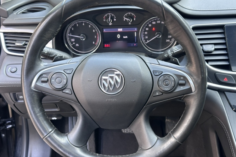 别克 君越 2019款 28T 豪华型中控内饰7001