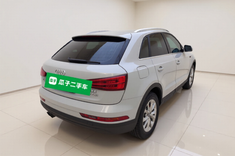 奥迪Q3 2016款 30 TFSI 标准型车身外观7