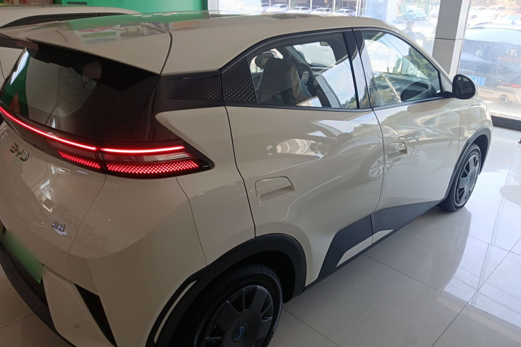 比亚迪 海鸥 2025款 305km 活力版车身外观7