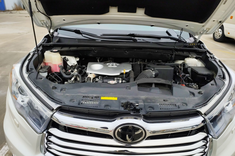 丰田 汉兰达 2015款 2.0T 四驱至尊版 7座局部细节24