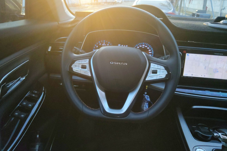 长安欧尚X7 2020款 1.5T 自动尊享型中控内饰13