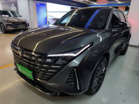 长安UNI-Z 2025款 1.5T 豪华型