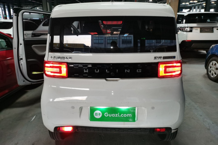 五菱汽车 宏光MINIEV 2022款 悦享款 磷酸铁锂车身外观6