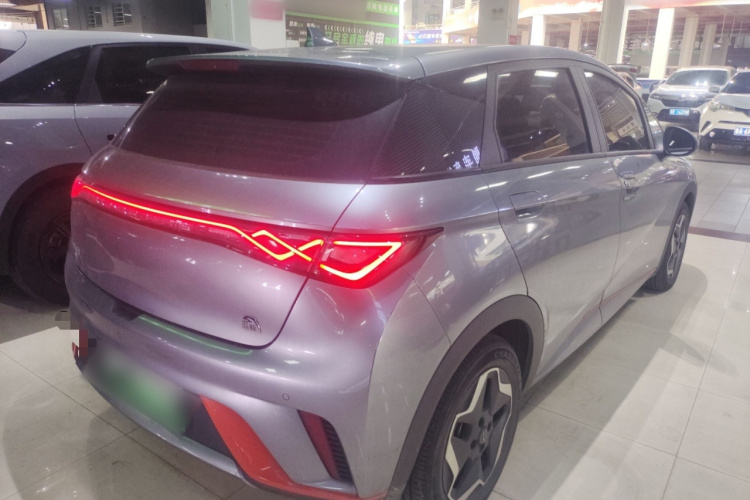 比亚迪 海豚 2021款 405km 时尚版车身外观7