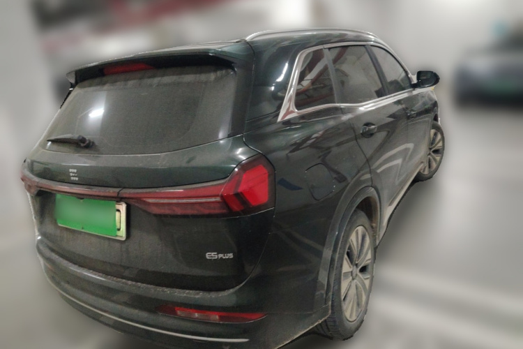 蓝电E5 PLUS 2025款 165km 长续航版 7座车身外观7