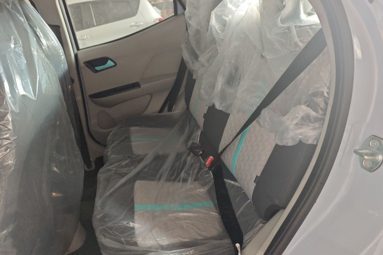 江铃集团新能源 易至EV2 2026款 PLUS+ 舒适型中控内饰21