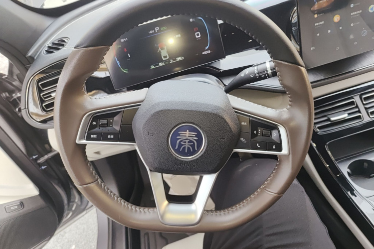 比亚迪 秦PLUS 2023款 冠军版 DM-i 55KM领先型中控内饰13