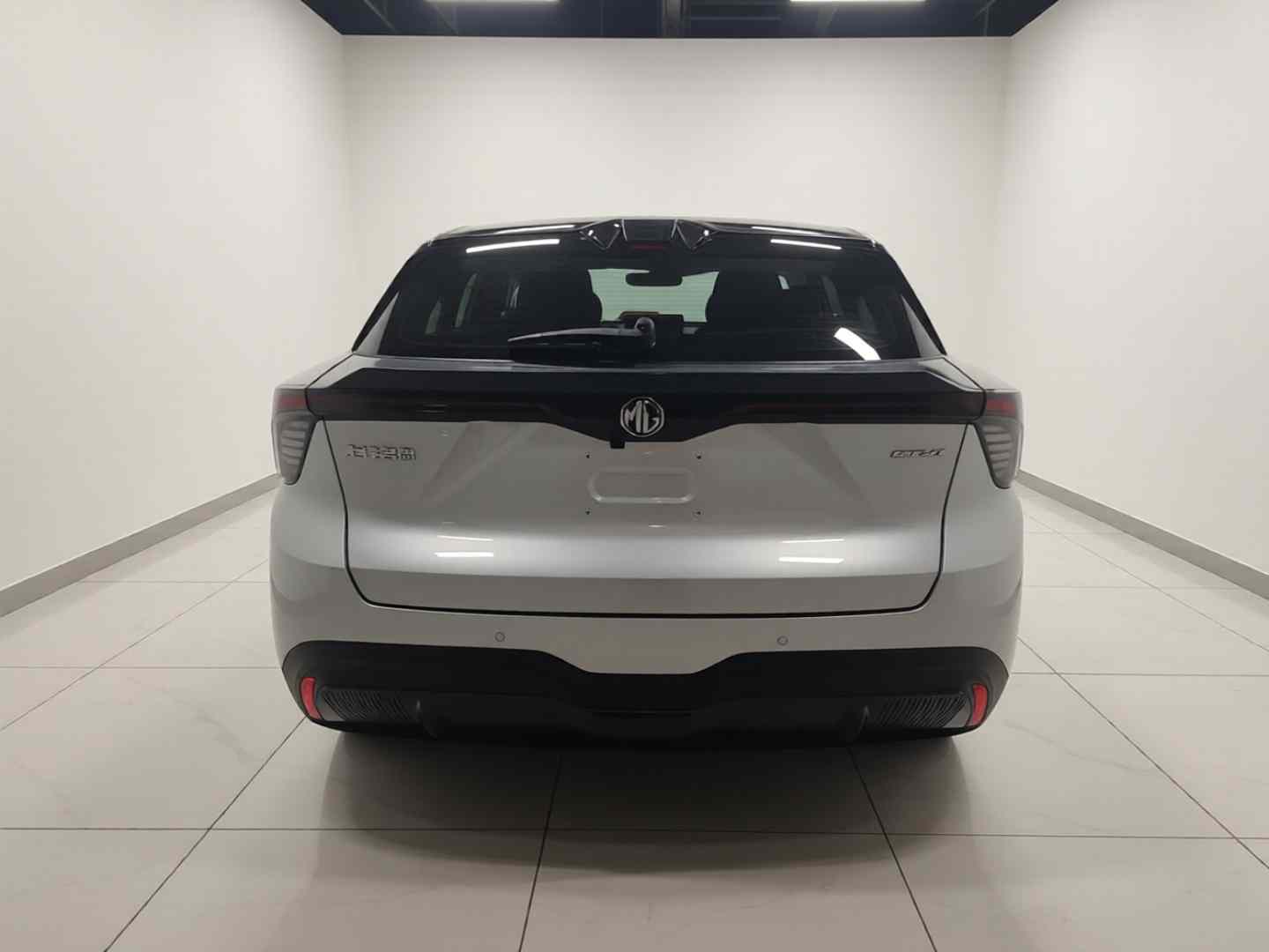 名爵 MG4 EV 2023款 415km 出海冠军版(4)