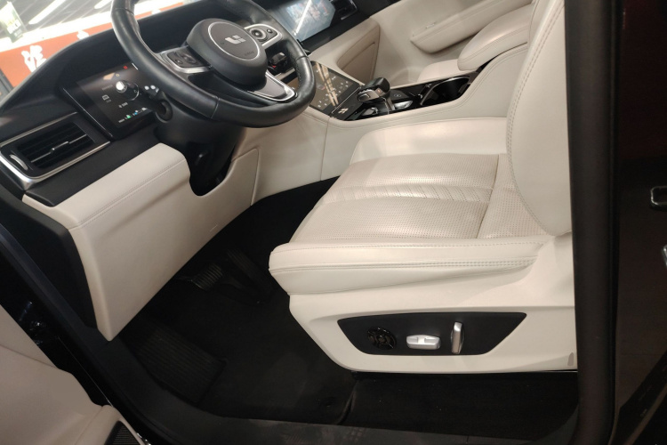 理想汽车 理想ONE 2020款 增程6座版局部细节19