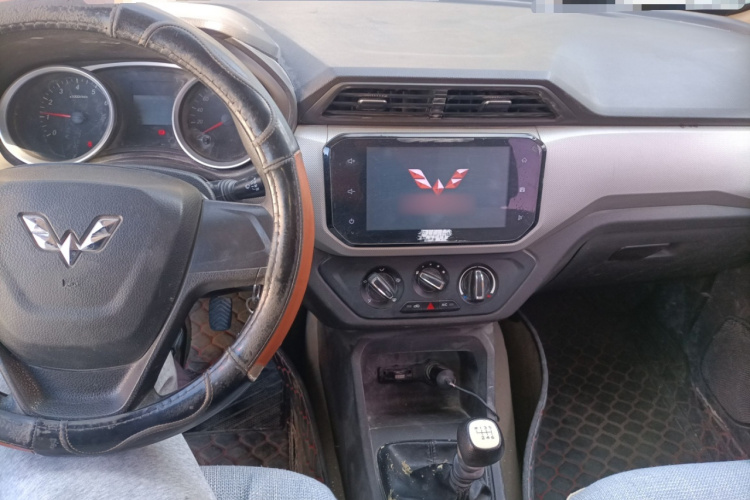 五菱汽车 五菱宏光 2019款 1.5L S舒适型国VI LAR局部细节16