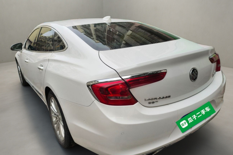 别克 君越 2016款 28T 豪华型车身外观5