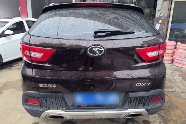 东南DX7 2018款 1.5T 自动荣耀版车身外观6