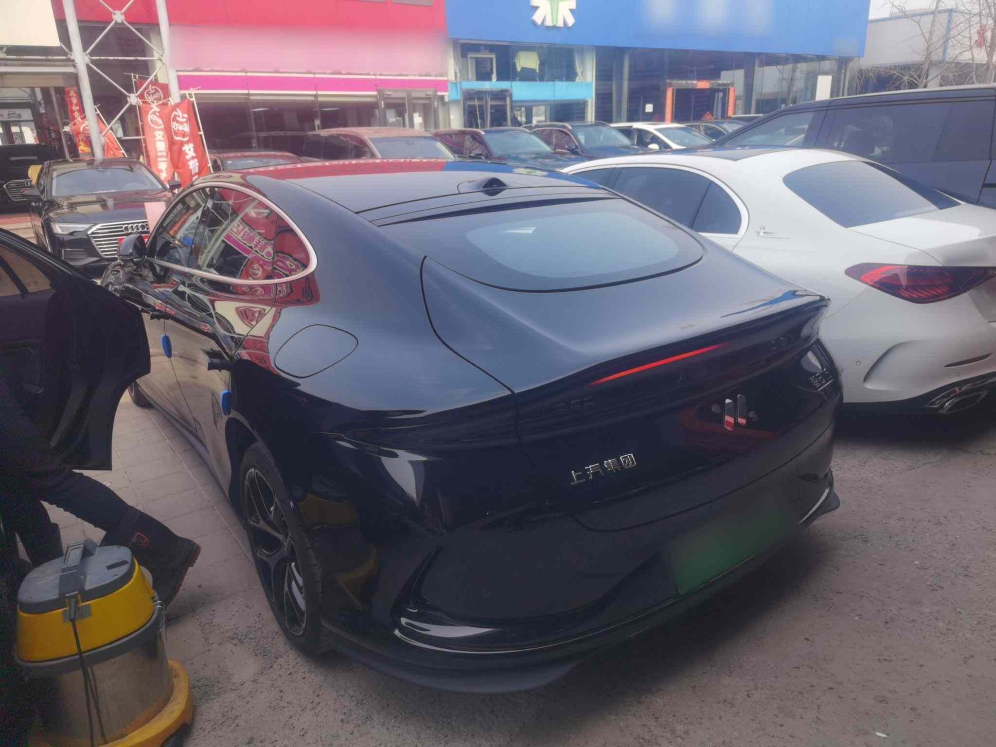 智己汽车 智己L6 2025款 Ultra(3)
