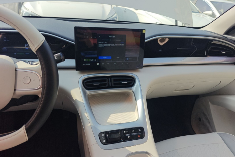 吉利银河 星愿 2025款 310km 青春版局部细节16