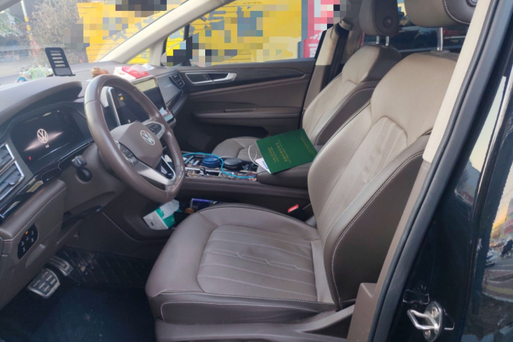 大众 威然 2022款 380TSI 尊驰版中控内饰19